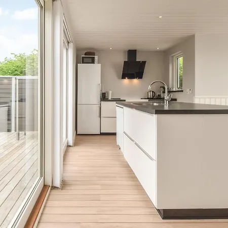 بيت للعطل Ronnebo *